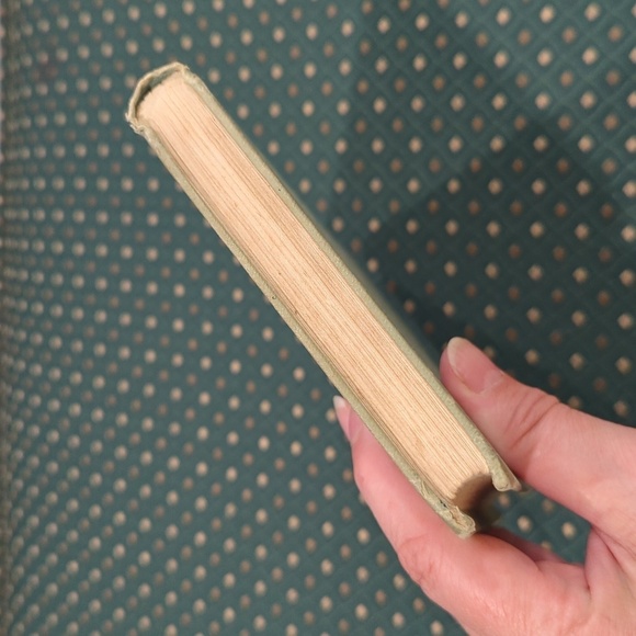 "D'Artagnan" a French Novel For Use In School - Picture 9 of 13